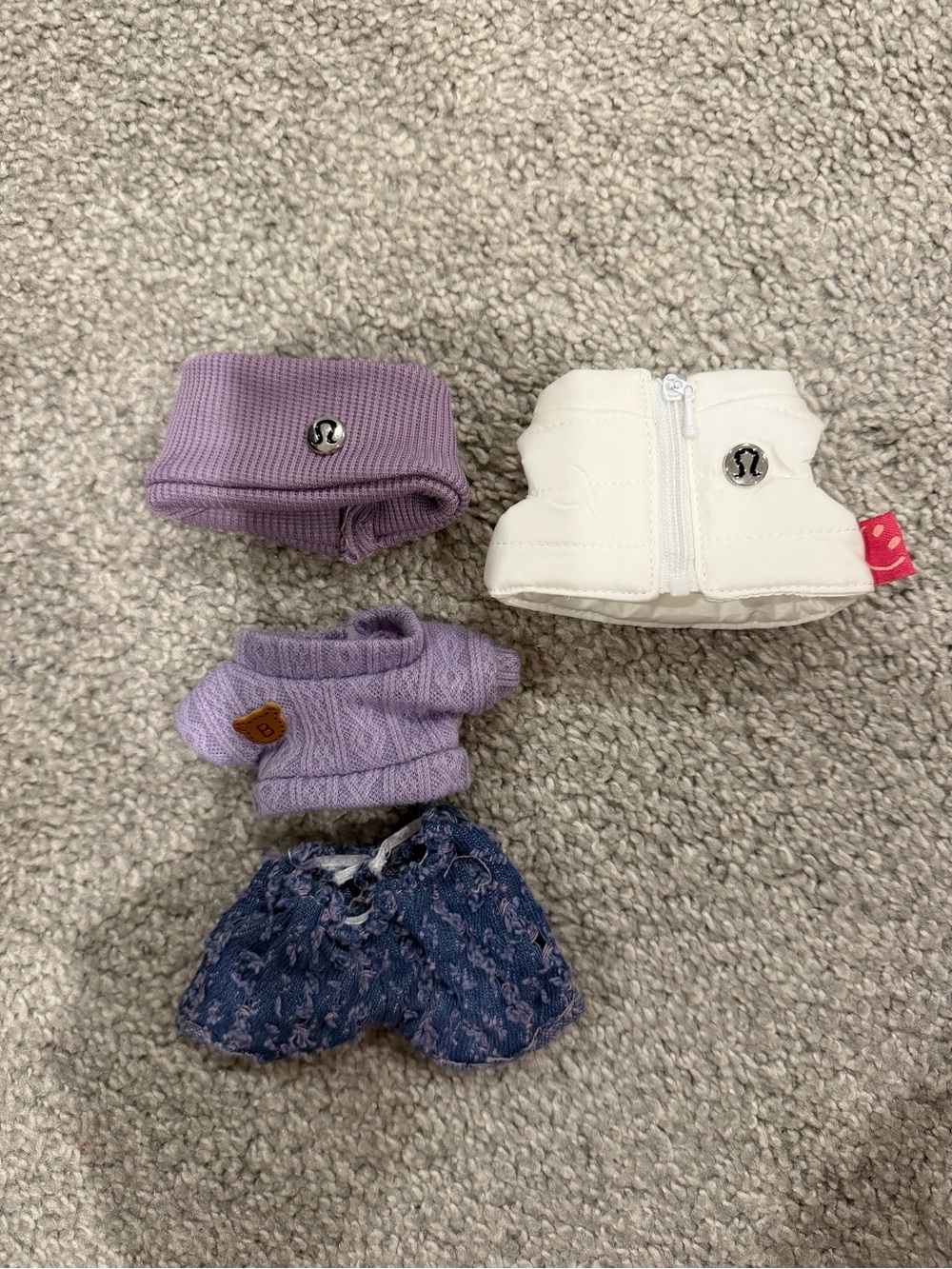 Labubu Outfit - Lululemon - 4 piece bundle set